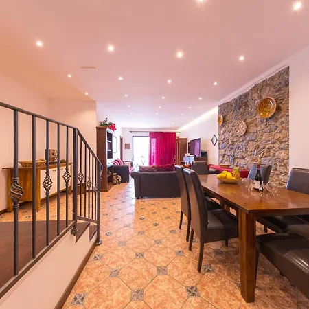 Apartment Jureka Sea View 2 *